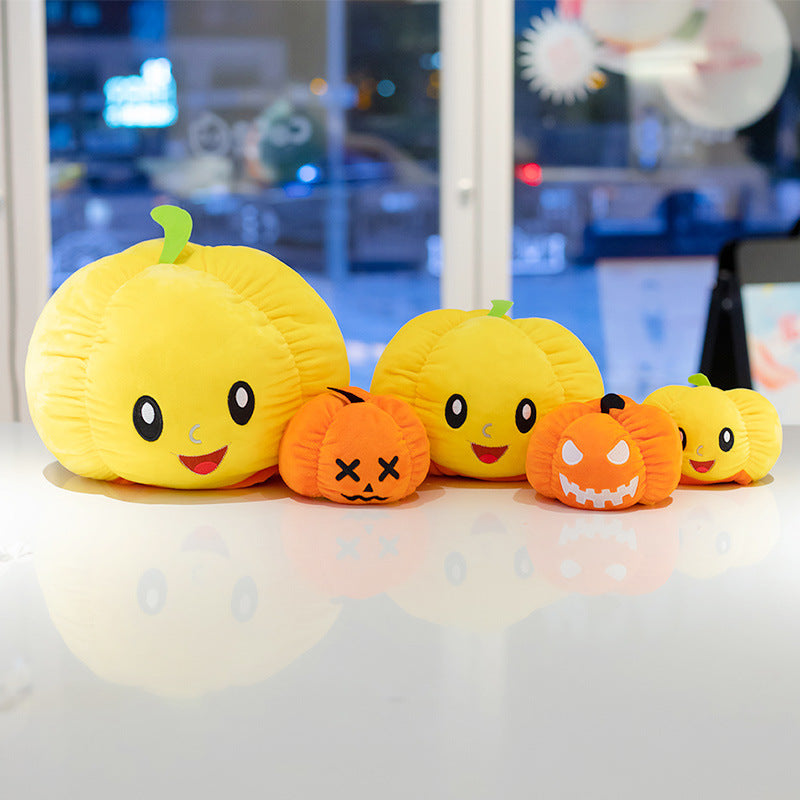 Reversible pumpkin plushie